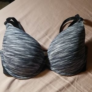 PINK Wear Everywhere Pushup